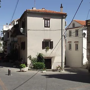 https://apartments-dobrinj.primorje-gorskikotar.com