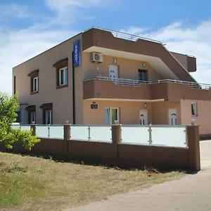 https://ana-marija.hotels-in-trogir.com