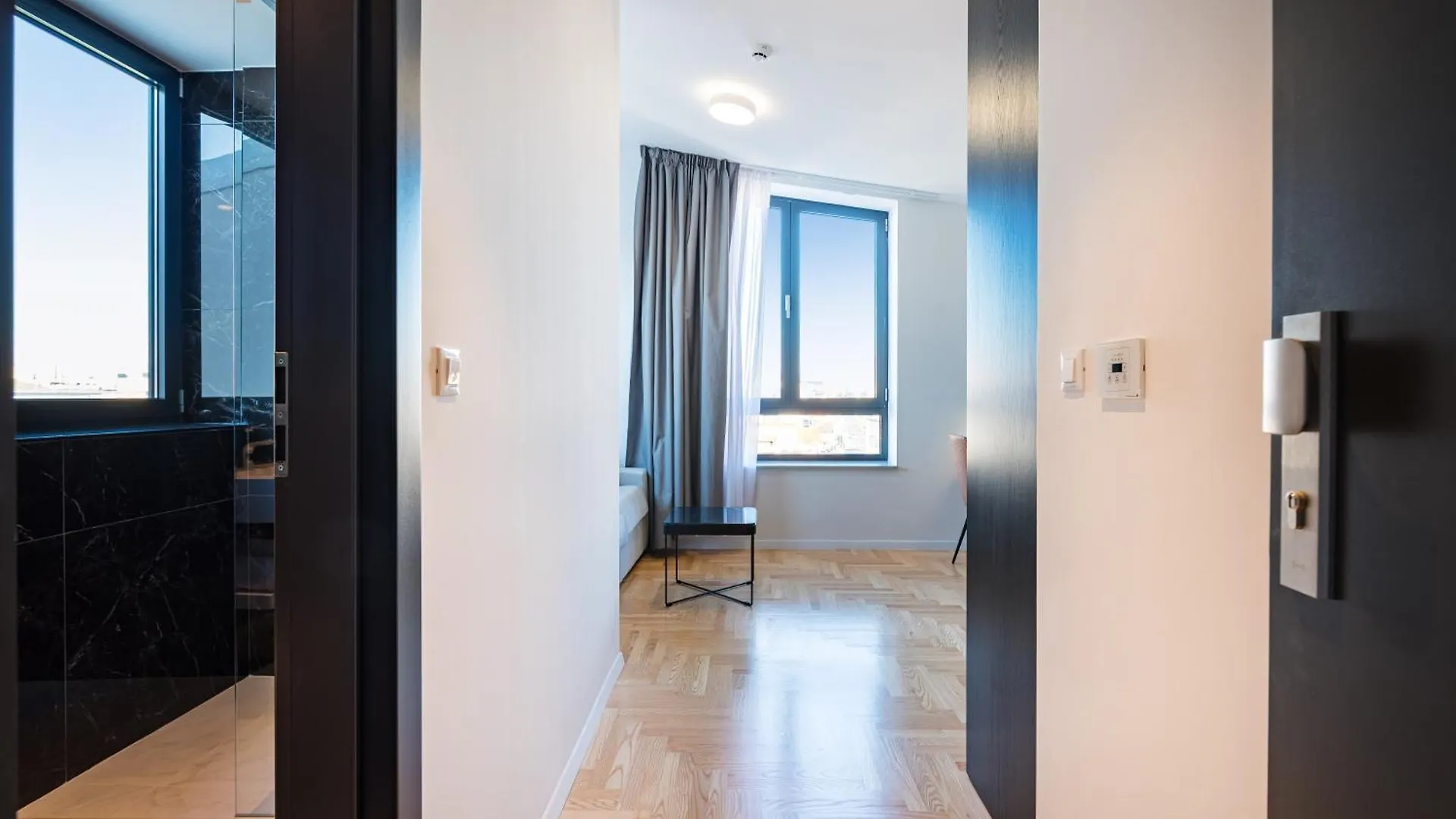 Miramare Hotel 扎达尔